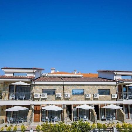 Stone Suites Pefkochori Buitenkant foto