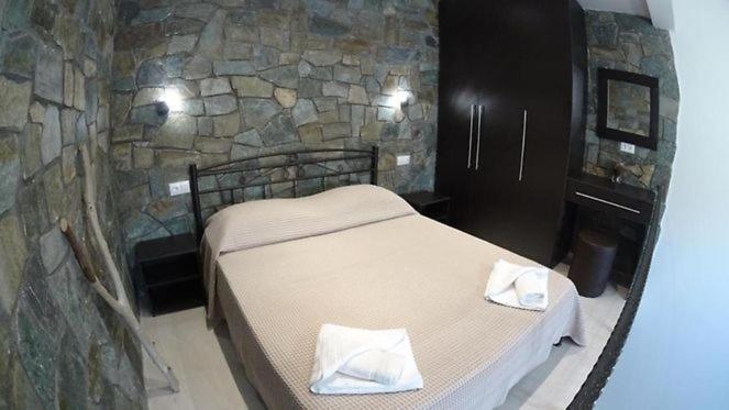 Stone Suites Pefkochori Buitenkant foto