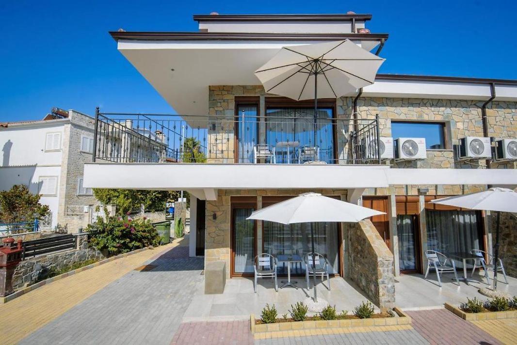 Stone Suites Pefkochori Buitenkant foto